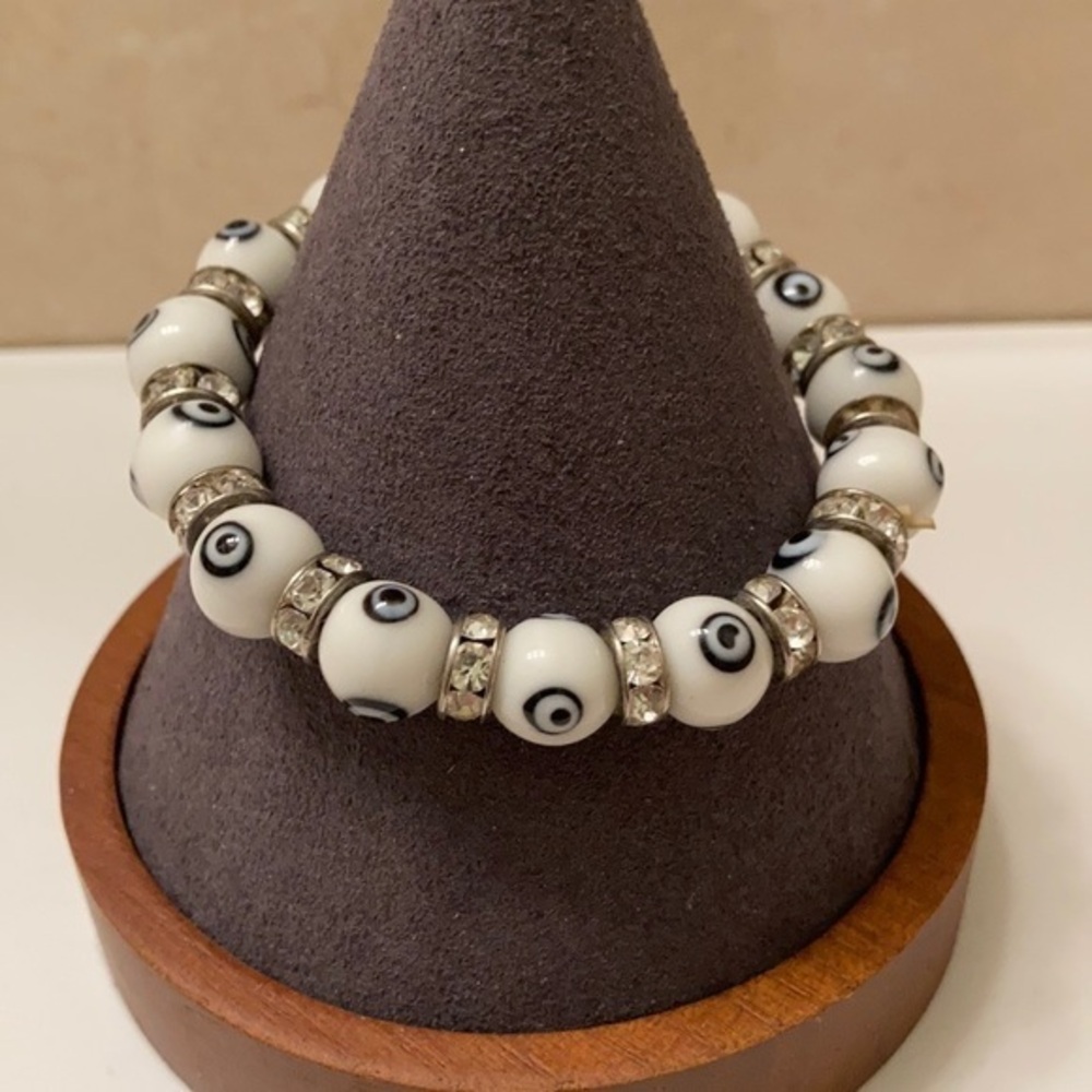 White evil eye and rhinestone elastic bracelet